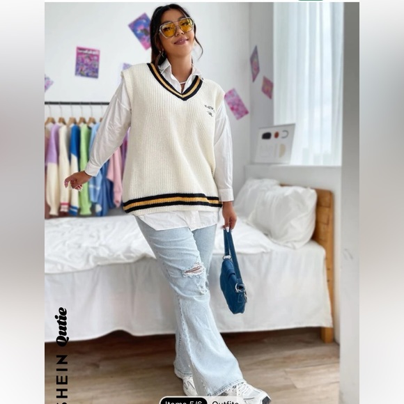 Women’s Embroidered Vest  Size 0XL  New - Picture 3 of 5